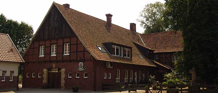 Historische Aufnahme der Hofstelle Hoffschulte am Alten Postweg